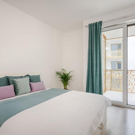 Comfort Court Apartment - Free Parking, Balcony Boedapest Buitenkant foto