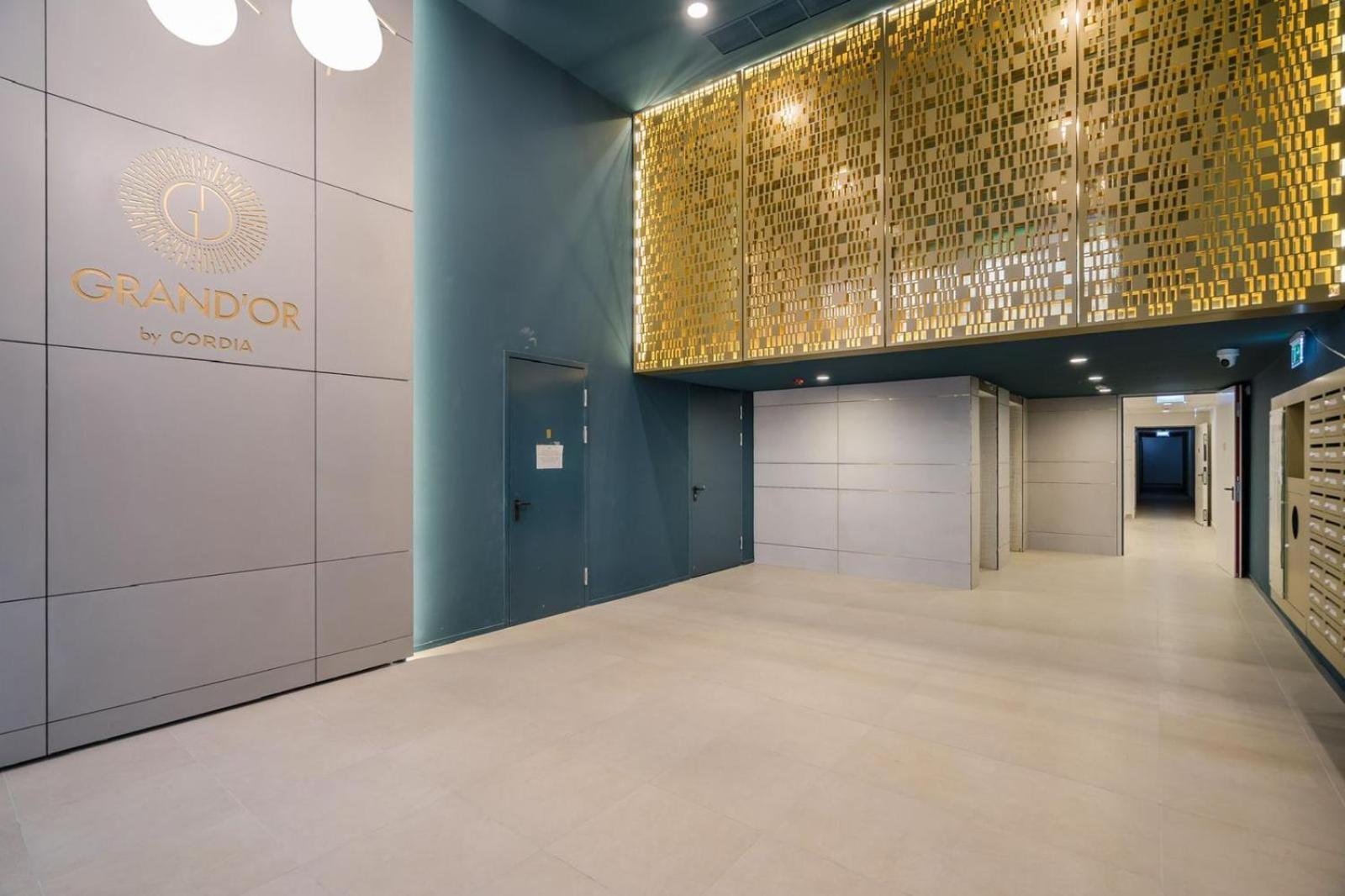 Comfort Court Apartment - Free Parking, Balcony Boedapest Buitenkant foto